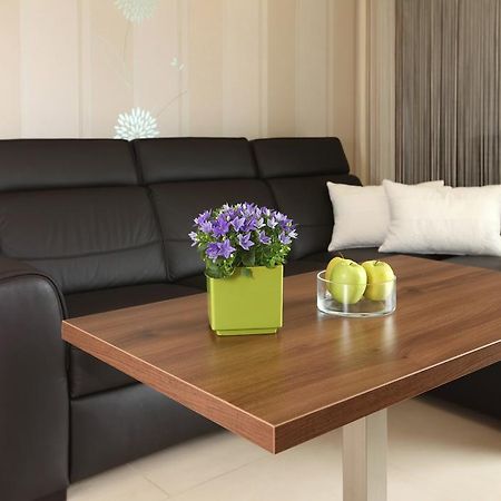 10 Bed And Breakfast Poznan Ngoại thất bức ảnh